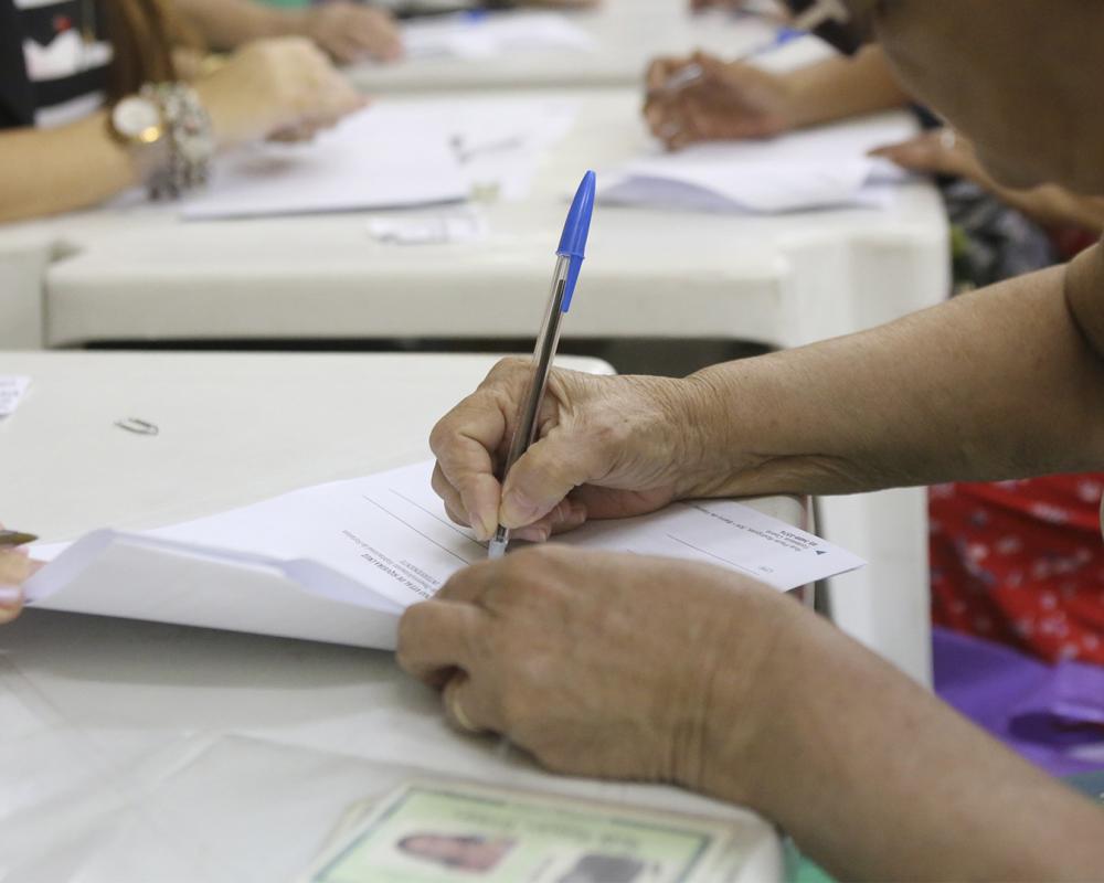 Prefeitura realiza cadastramento para Regularização Fundiária no Açuzinho - Litoral