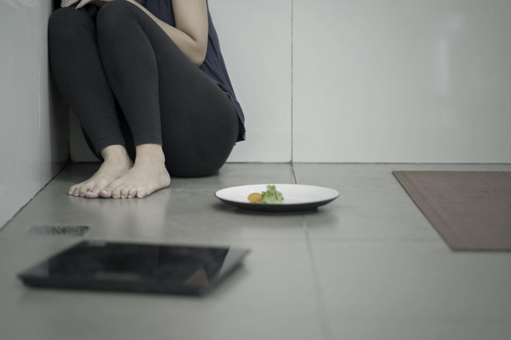 Especialista em transtornos alimentares explica que a busca pela magreza pode virar doença