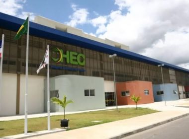 Cruz das Almas: Criança sofre queimaduras graves ao ser atingida em 'guerra de espada'