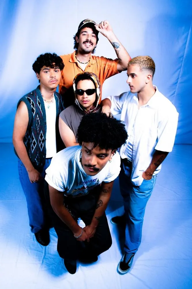 Guzman, nova promessa do indie pop nacional, acaba de lançar o primeiro EP da carreira - "Te Amo e Me Esqueço"