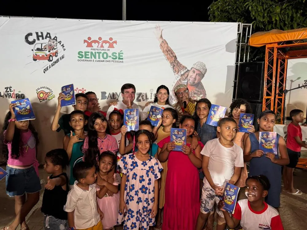 Prefeitura de Sento Sé promove arte, magia e diversão com o projeto 'Chama que a Kombi Vai'