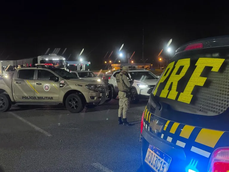 PRF e PMBA realizam ação integrada de combate à criminalidade no pedágio