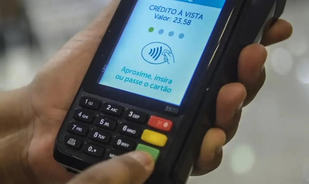 Consumidores na Bahia entram todos os dias com 15 ações na Justiça