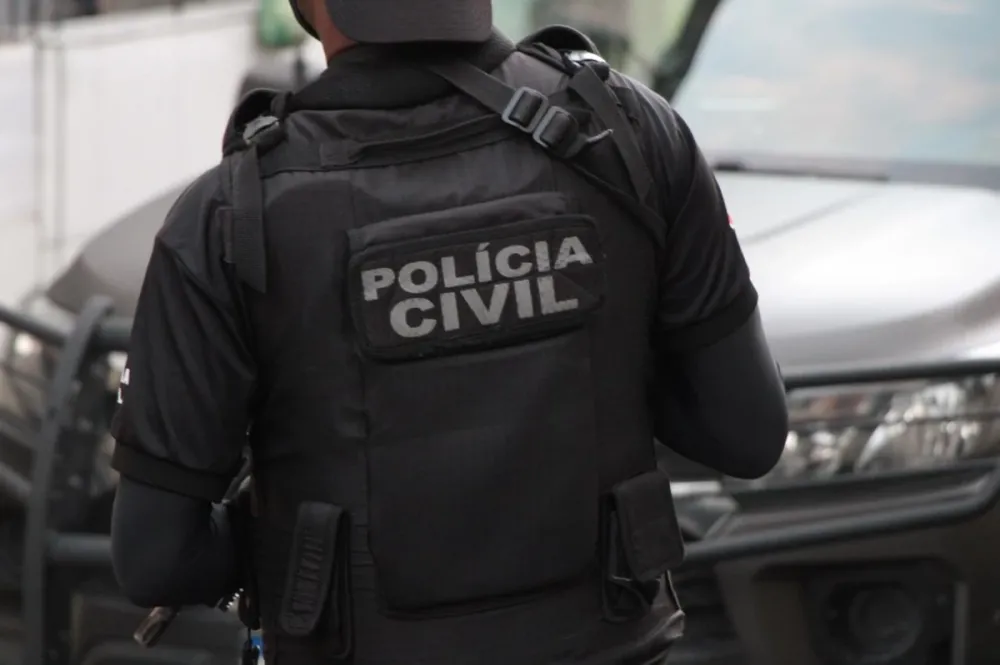 Criminosos invadem prédio de luxo e furtam apartamentos em Salvador