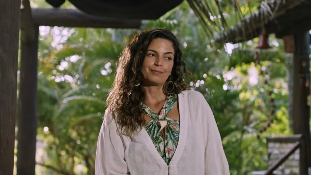 Emanuelle Araújo protagoniza “SPA das Tartarugas” e interpreta todas as canções da trilha sonora