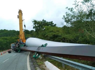 Trecho da Estrada do Feijão será interditado para remoção de pá eólica neste sábado