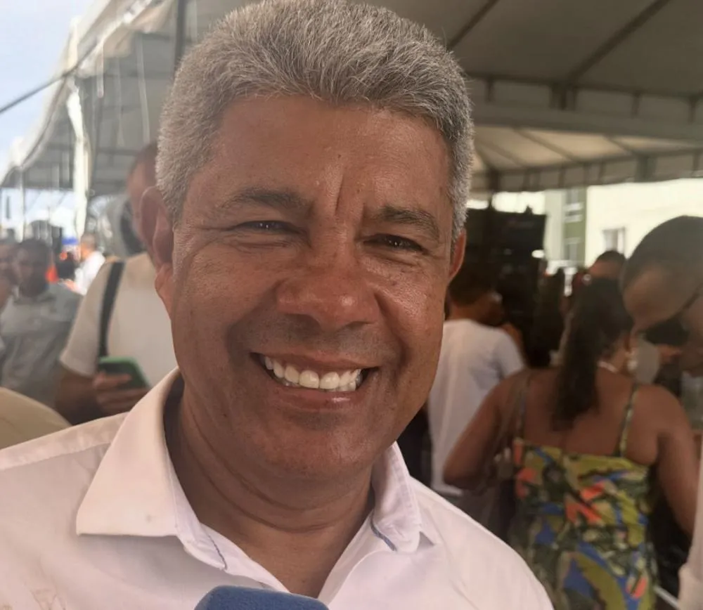 Jerônimo reafirma que vai pavimentar estrada entre sede e litoral; “palavra de governador“