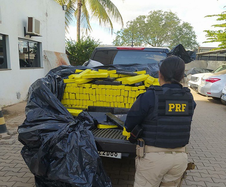 700 kg de maconha são apreendidos no oeste e sudoeste da Bahia