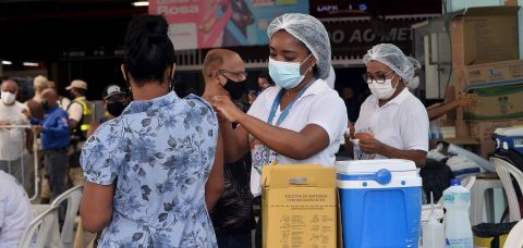 Estação Pirajá ganha ponto fixo para aplicação das 3ª e 4ª doses contra Covid-19
