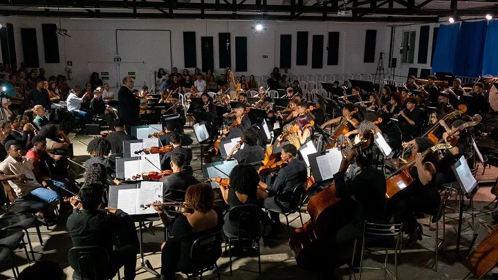 Público já pode reservar ingressos para concertos da Orquestra NEOJIBA com solista virtuose francesa
