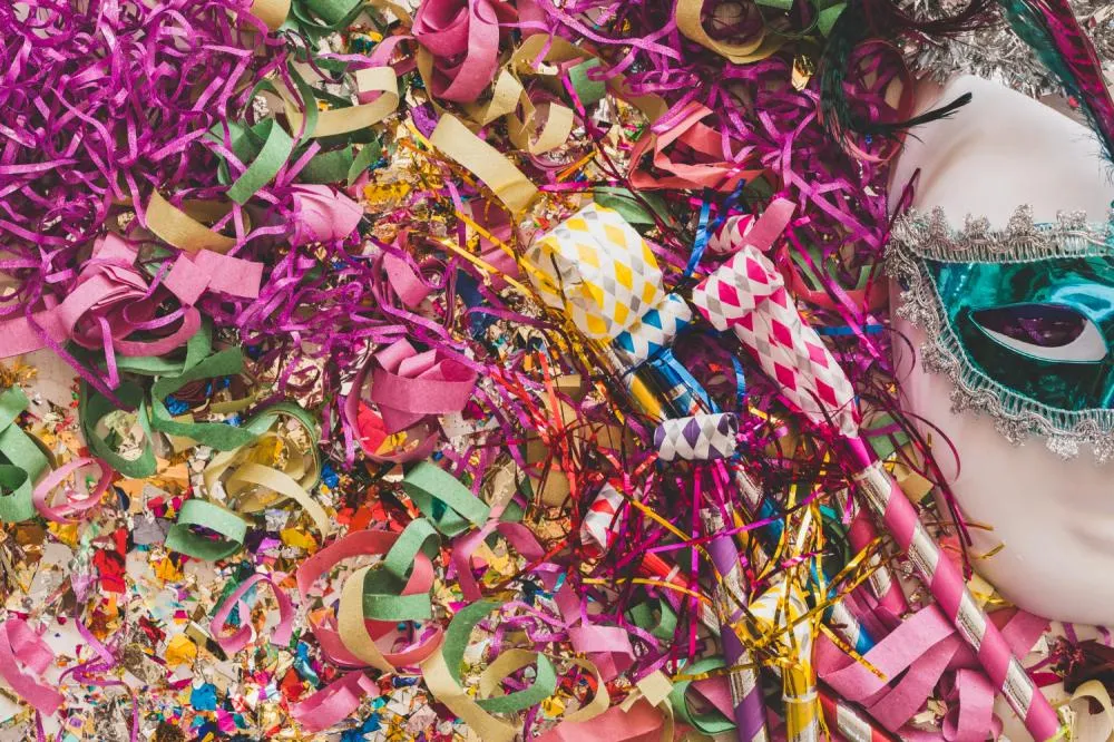 Bloquinhos de Carnaval alerta para cuidados com saúde sexual em todo o país
