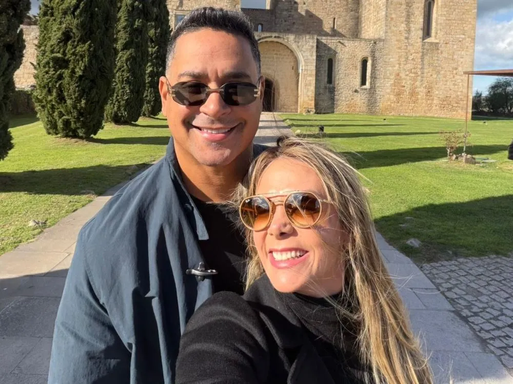 Após verão intenso, Xanddy Harmonia curte férias pela Europa e encerra roteiro com show em Portugal