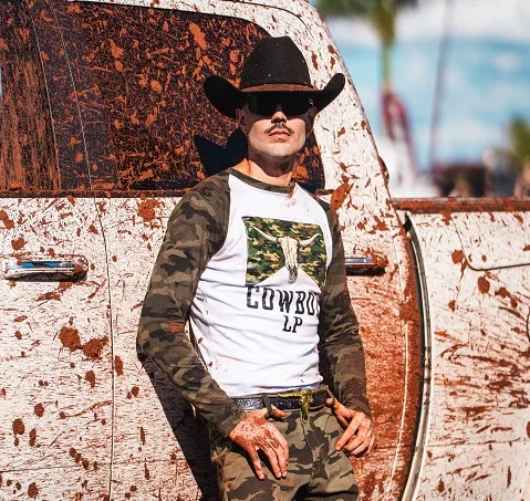 Luan Pereira lança “Senta Pro Country” ao lado de MC Tuto, MC Jacaré e Japa NK