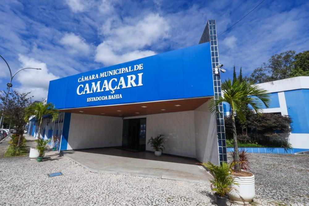 Câmara Municipal de Camaçari, abre 50 vagas para concurso público