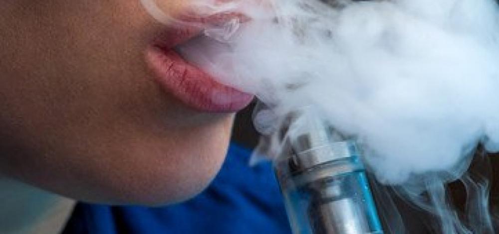 Vigilância Sanitária apreende centenas de cigarros eletrônicos em Salvador