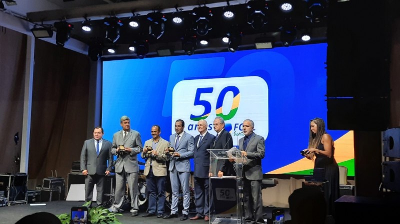 Prefeito Colbert Filho é homenageado em evento de 50 anos da FCDL Bahia