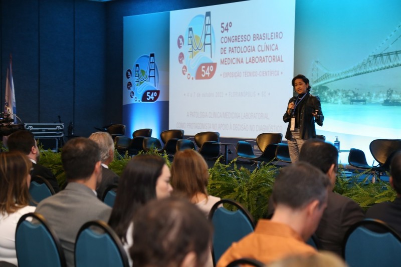 Palestra Magna reforça a importância do diagnóstico no tratamento do paciente