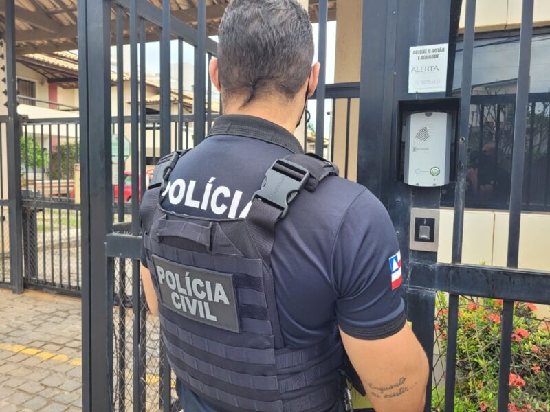 Vereador que ameaçou parlamentar é preso em Dias D´Ávila