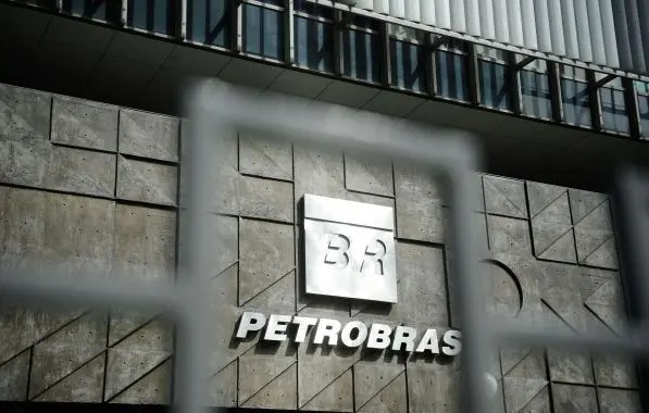 Petrobras inicia paralisação de polos na Bahia; estatal deve cumprir ordem da ANP até esta quinta