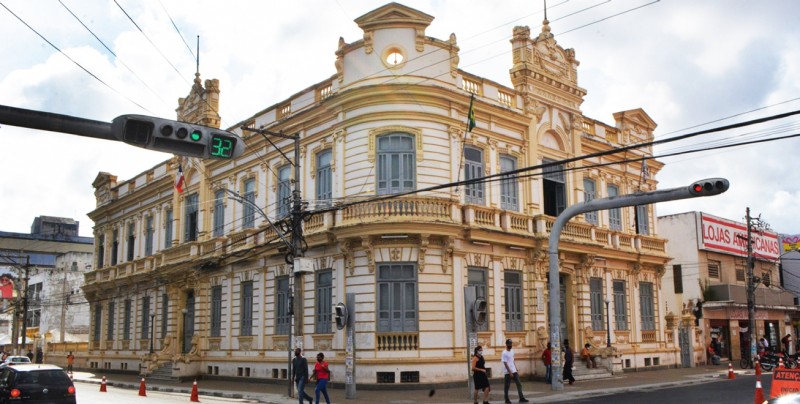 Expediente reduzido nas repartições públicas municipais nesta sexta-feira