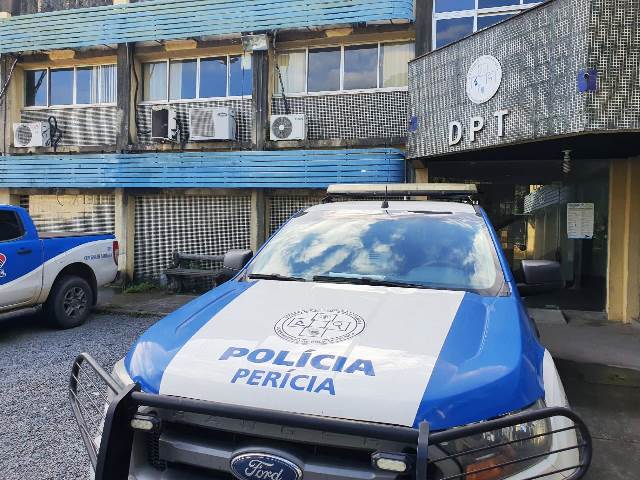 Idoso é encontrado morto dentro de casa em Feira de Santana