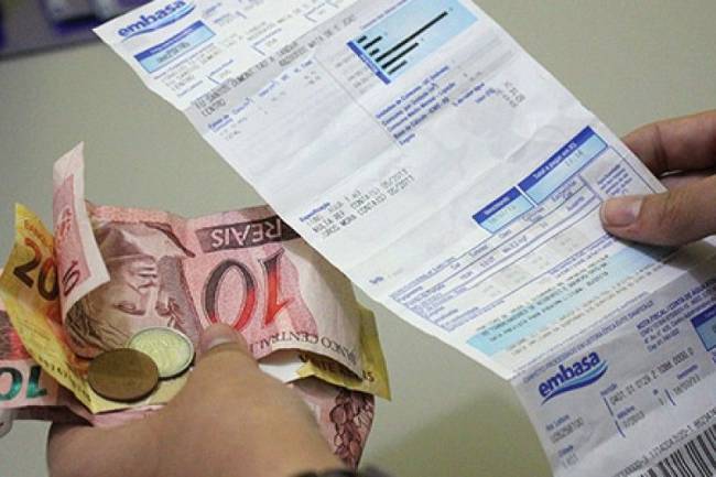 Baianos começaram o ano com água 11,73% mais cara