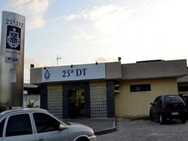 Casal é assassinado a tiros dentro de bar em Dias D'Ávila