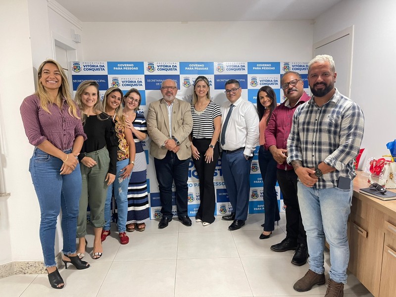Prefeitura abraça campanha Janeiro Verde de prevenção ao câncer do colo do útero