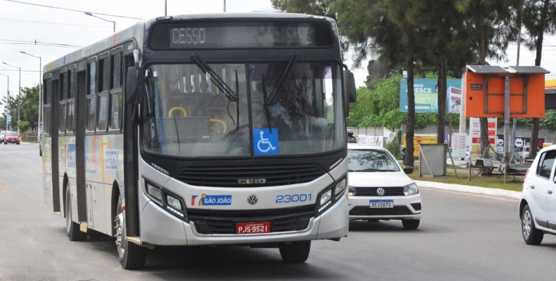 Prefeitura garante ônibus extras na partida de estreia de Bahia de Feira e Vitória no Baianão