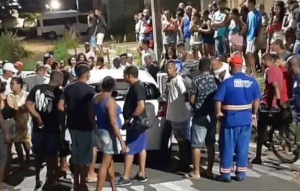 Feira de Santana: Quatro homens morrem em confronto com a PM na Avenida Maria Quitéria