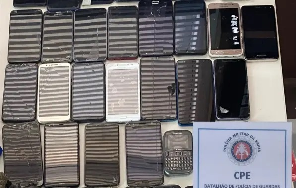 Batalhão de Guardas impede chegada de 40 celulares em presídio no bairro de Mata Escura