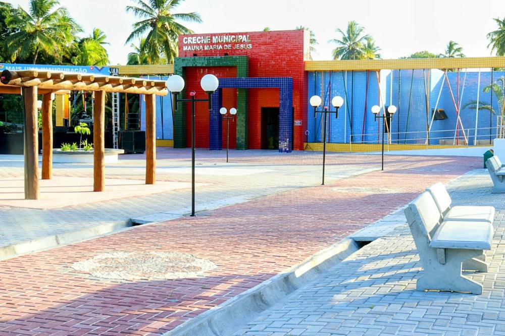 População do Tereré celebra entrega da escola de educação infantil