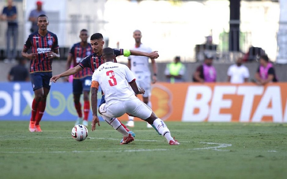 Dankler lamenta chances perdidas: 'Tivemos duas e não marcamos'