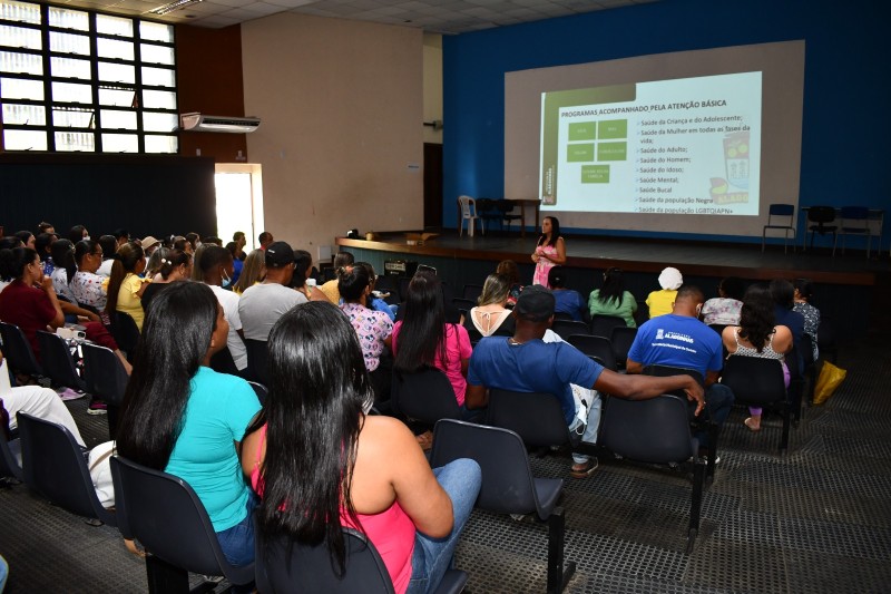 Planejamento de ações da atenção primária e Programa Previne Brasil é discutido por profissionais da Atenção Básica