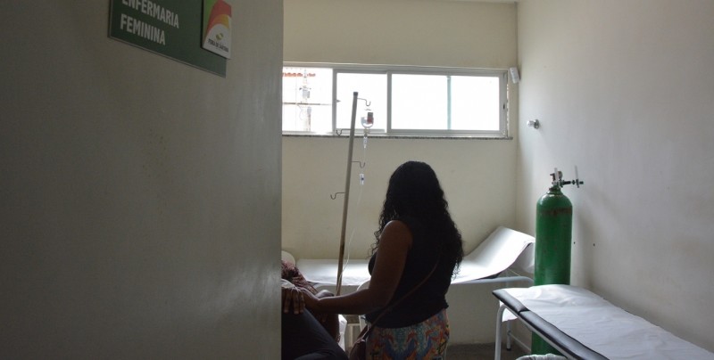 Mulher de 52 anos que infartou aguarda por regulação há cinco dias
