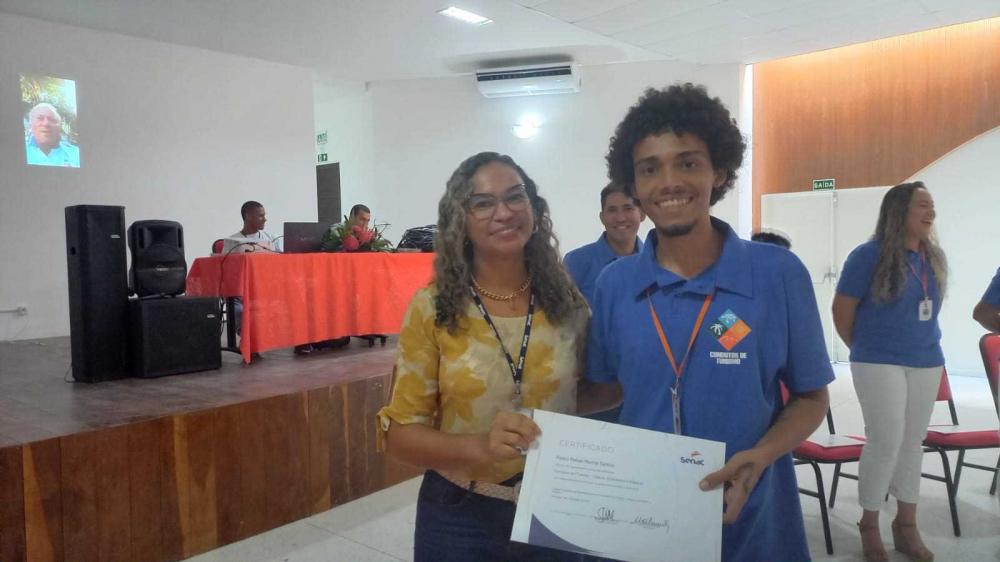 Prefeitura entrega certificados a novos condutores de turismo