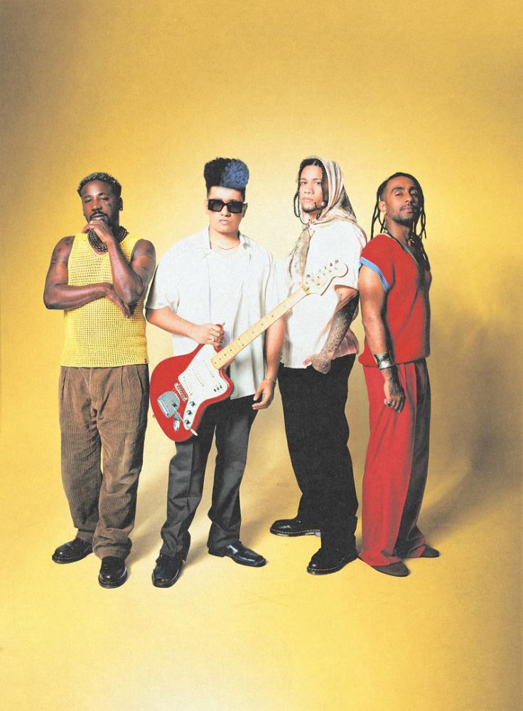 ÀTTØØXXÁ recebe Carlinhos Brown em 