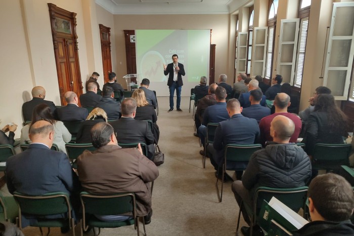 BRDE apresenta Banco Verde e linhas de crédito atualizadas a consultores do Paraná