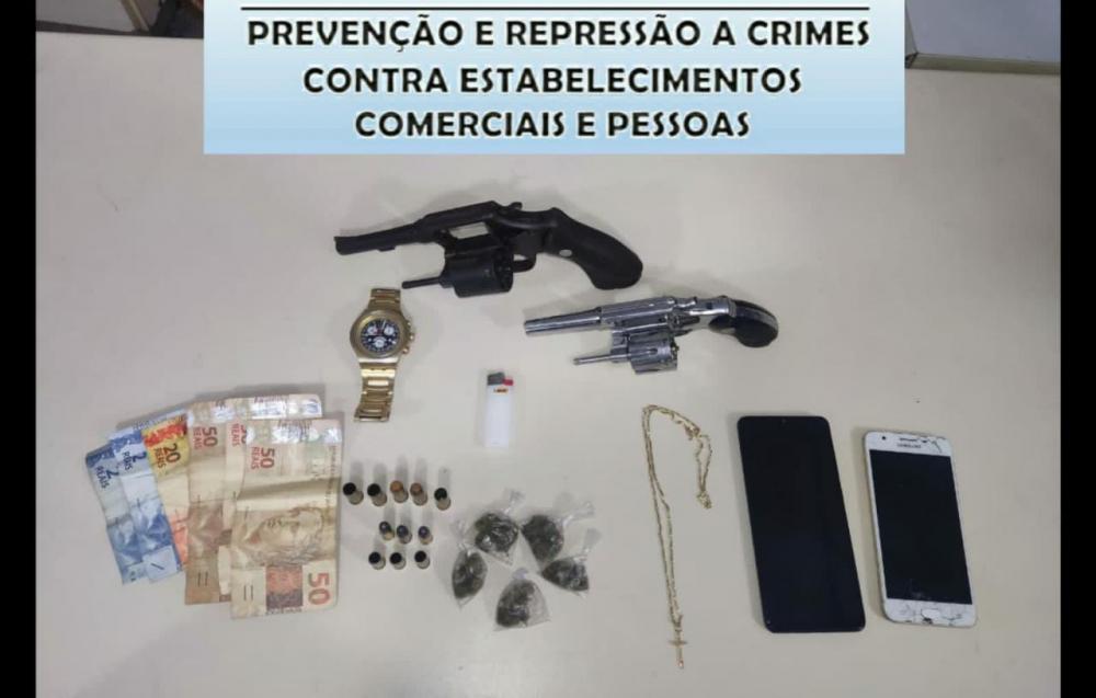 Assaltantes são presos em operação que combate roubos a bares