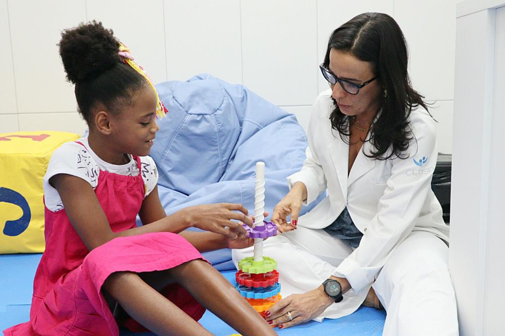 Centro de Atendimento Educacional Especializado de Mata de São João inicia atendimento de neuropediatra