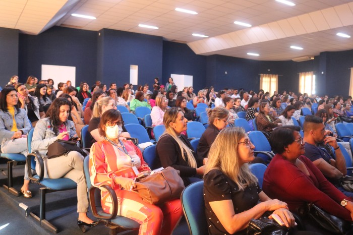 Semdes capacita servidores sobre a Lei da Escuta Protegida, Fluxo e Protocolo de Atendimento a Crianças e Adolescentes