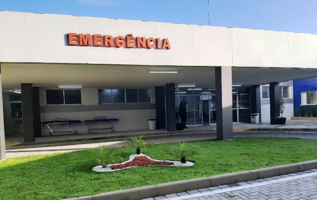 Mulher é encontrada sangrando após sofrer golpes de facão em Feira de Santana